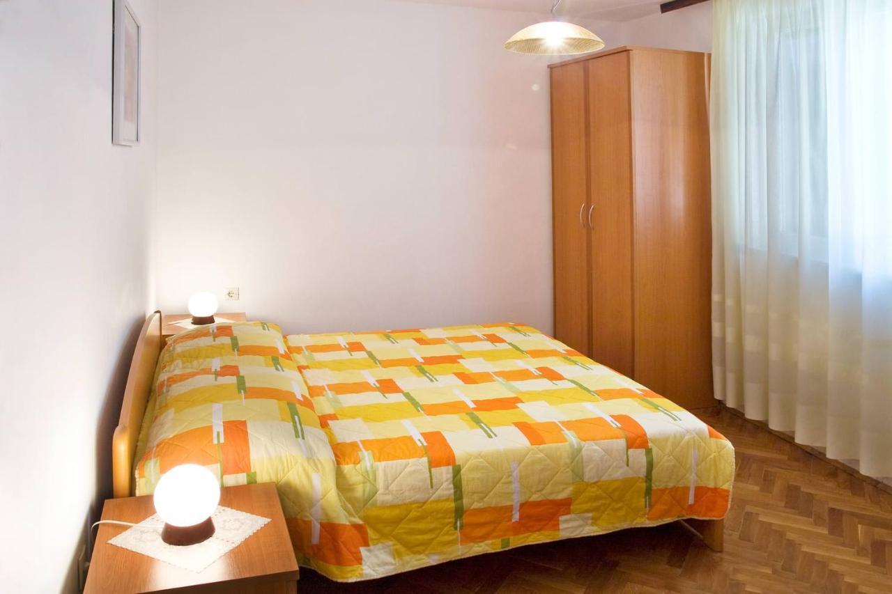 Apartments Lina 2023 라벡 외부 사진