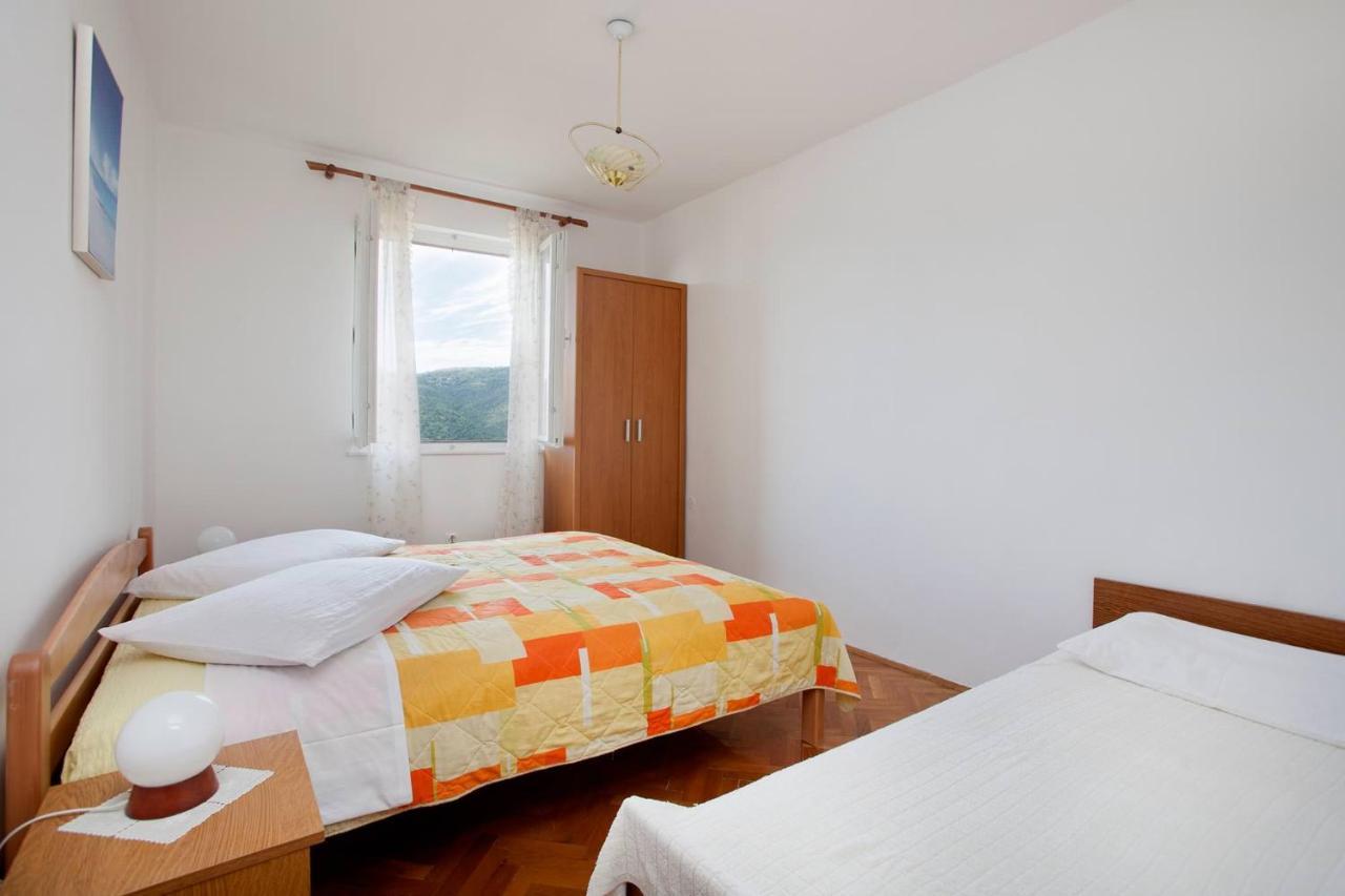 Apartments Lina 2023 라벡 외부 사진