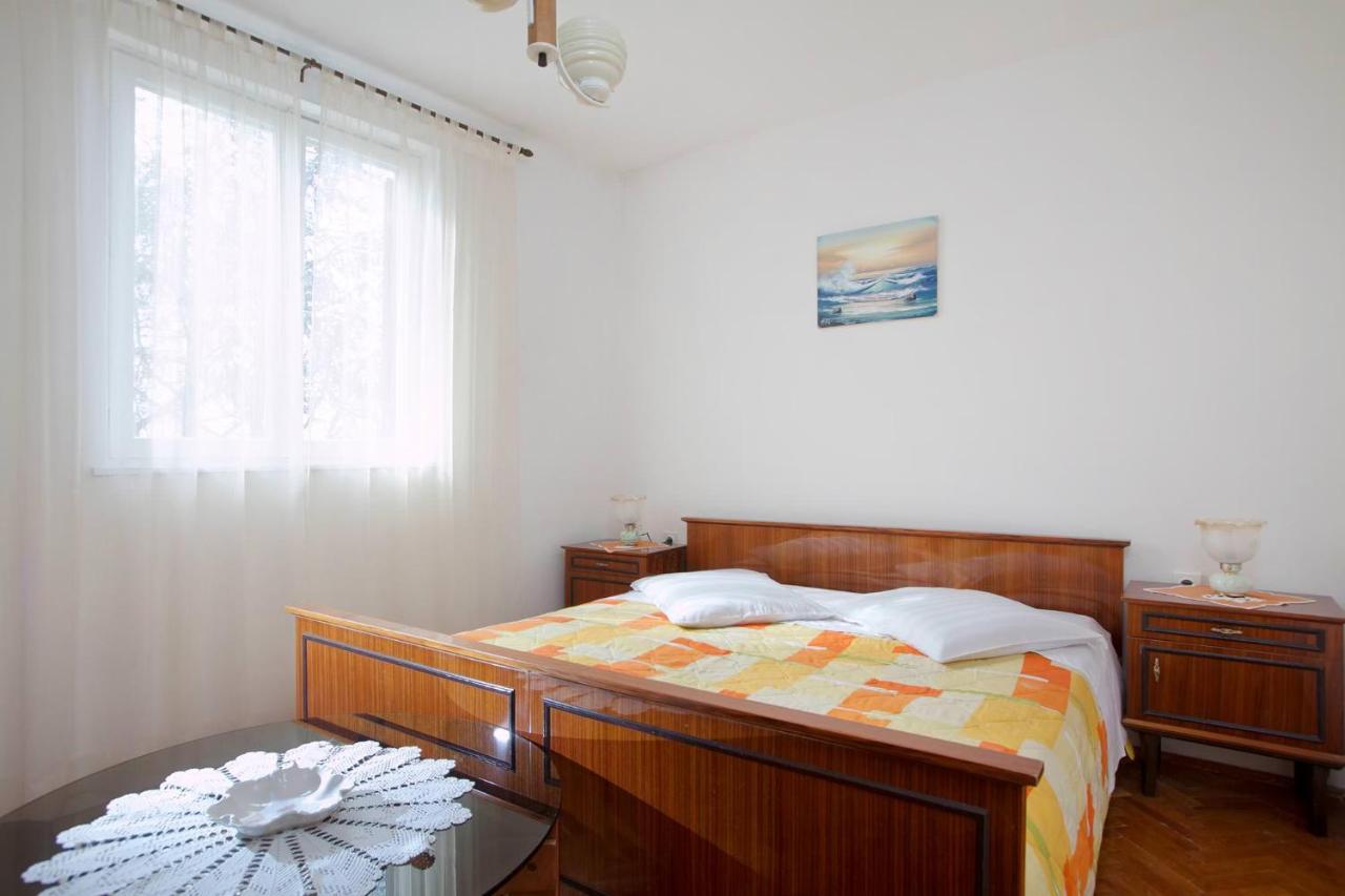 Apartments Lina 2023 라벡 외부 사진